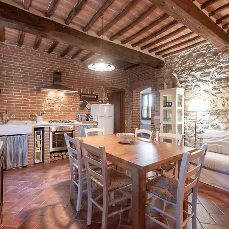 Holiday home Il Pomo *