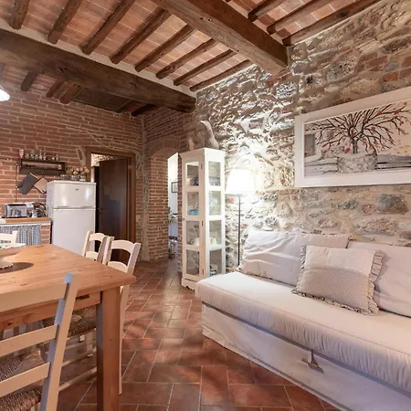 Il Pomo * Civitella Marittima